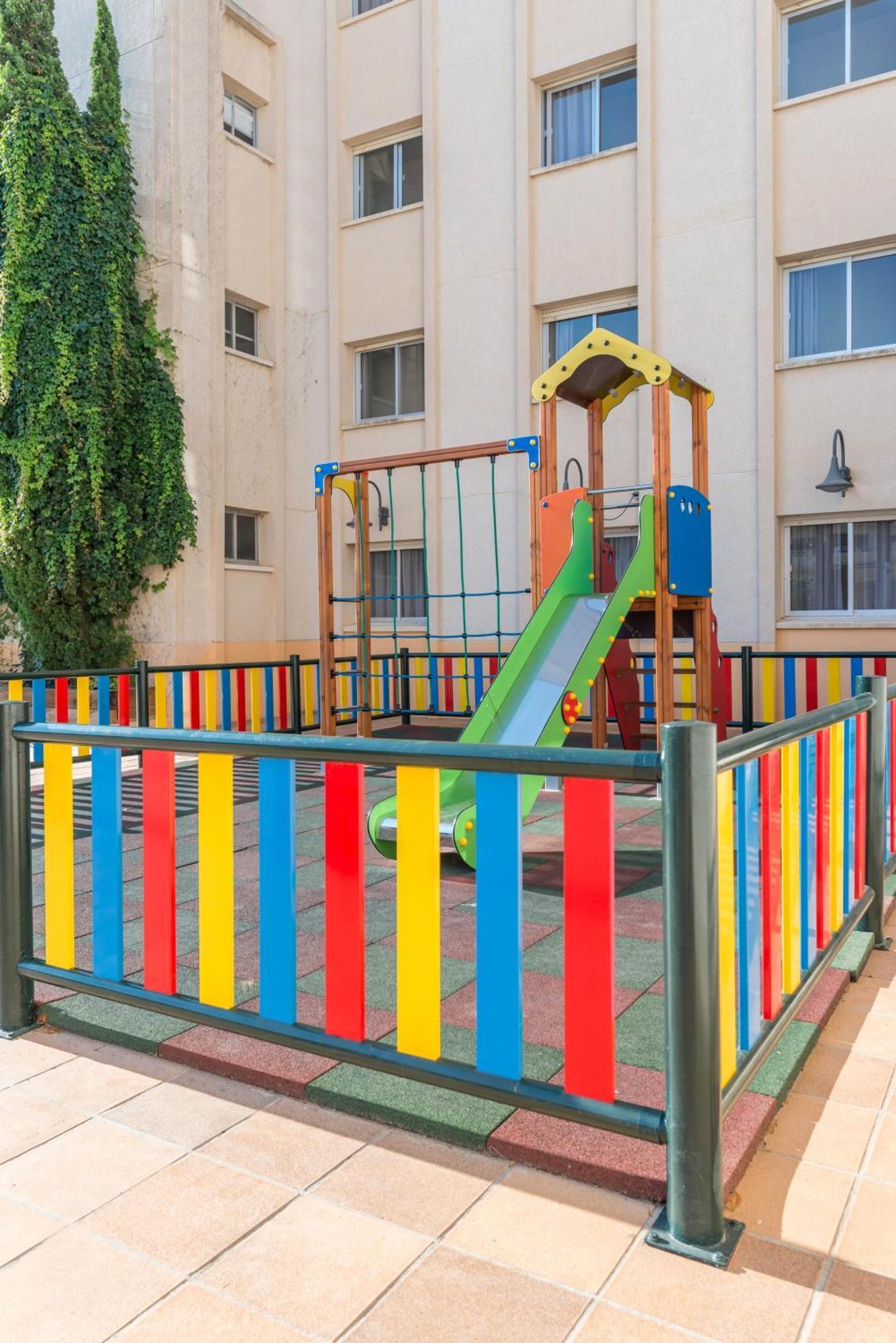 ל'אסטרטיט Pierre & Vacances Estartit Playa מראה חיצוני תמונה