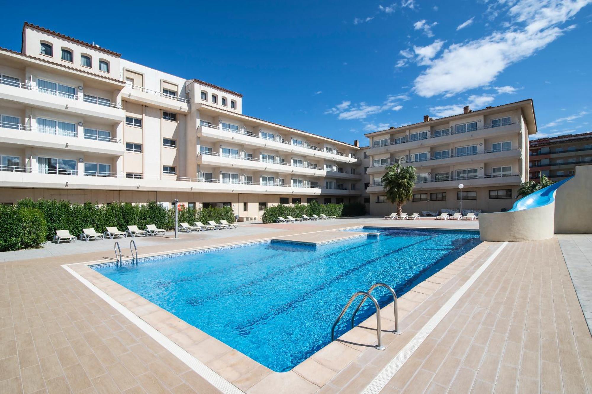 ל'אסטרטיט Pierre & Vacances Estartit Playa מראה חיצוני תמונה